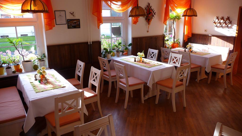 Werners Landgasthaus Lieskau Extérieur photo