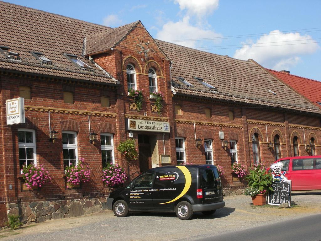 Werners Landgasthaus Lieskau Extérieur photo