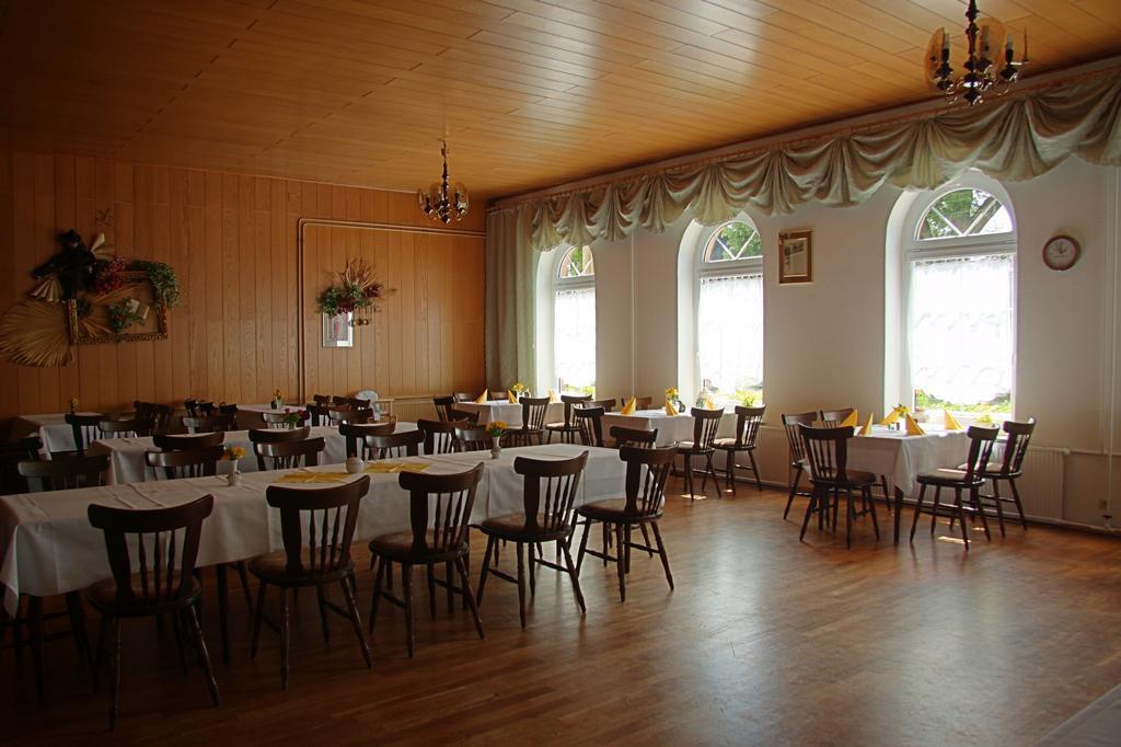 Werners Landgasthaus Lieskau Extérieur photo